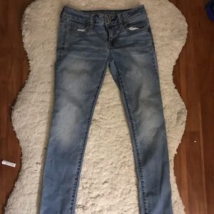 American eagle jeans!